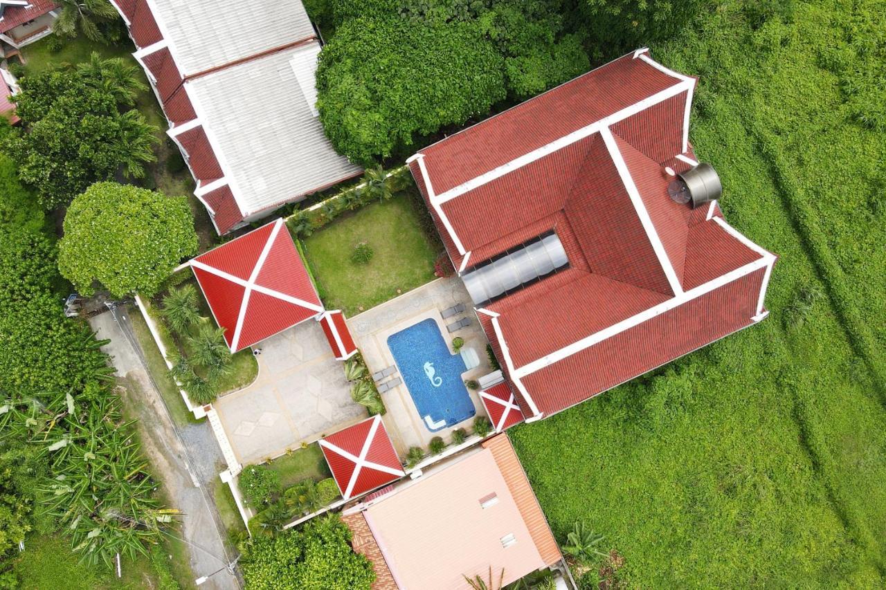 Beautiful 5Br Villa Felicity, Pool & Garden, Near Naiharn Rawai ภายนอก รูปภาพ